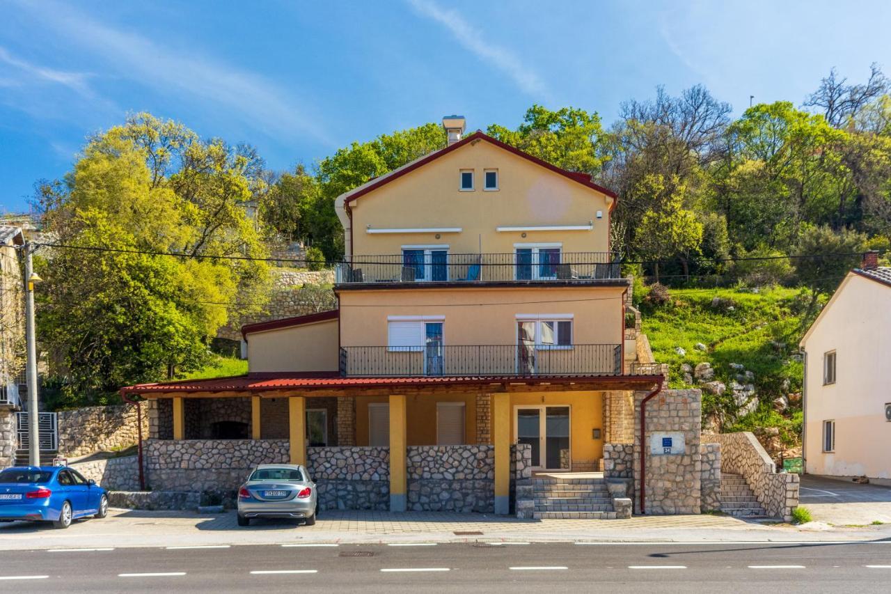 Rimac Apartment And Rooms Novi Vinodolski Buitenkant foto
